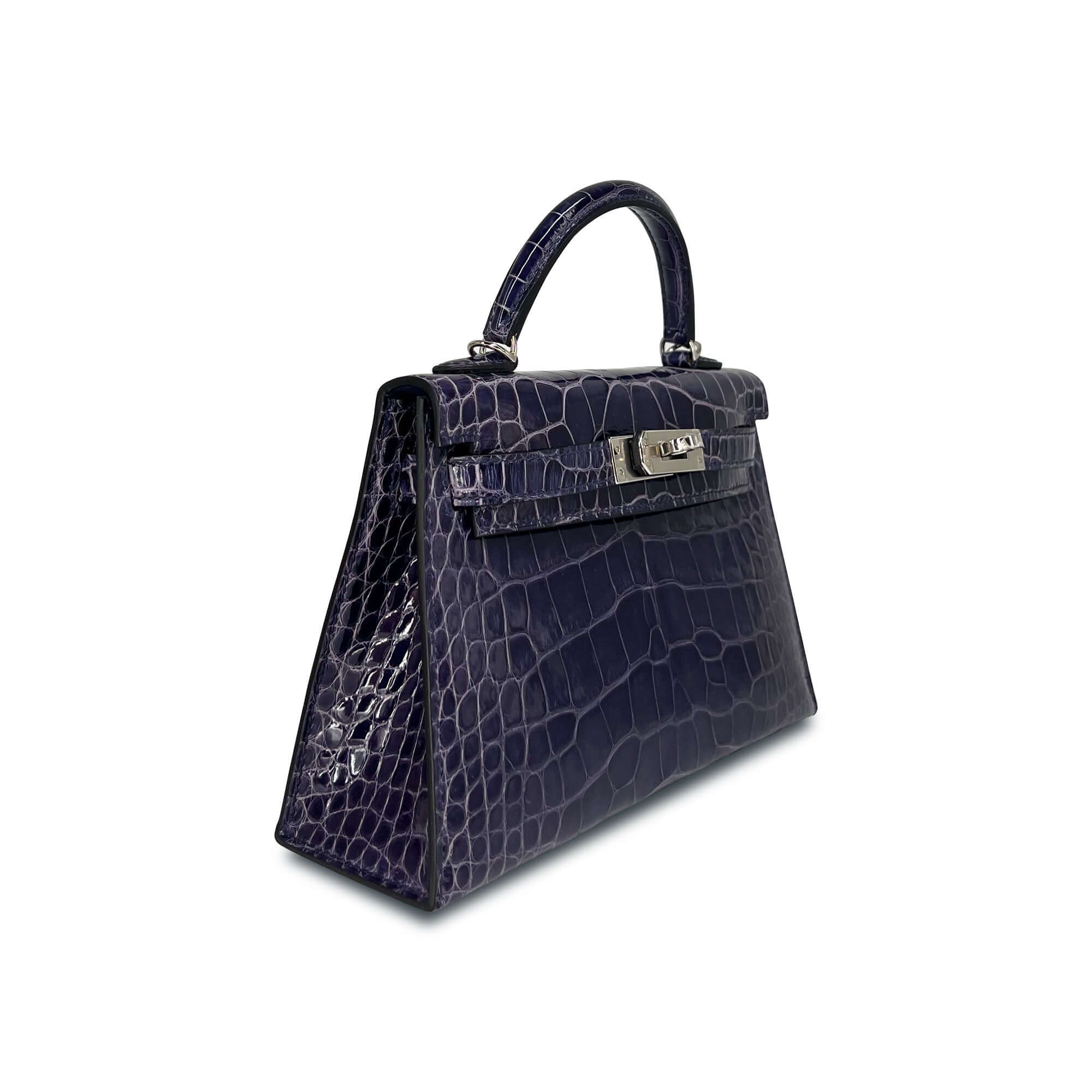 Hermes Kelly Designer Bag in Bleu Encre Lisse angle