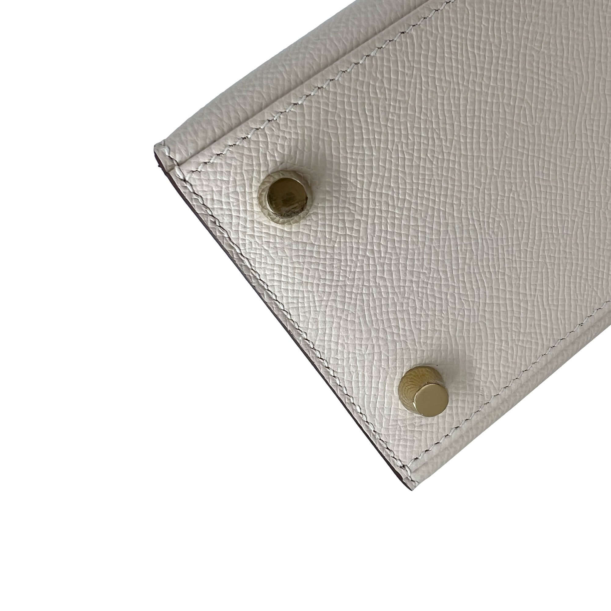 Hermes Kelly Craie Epsom leather designer bag bottom detail