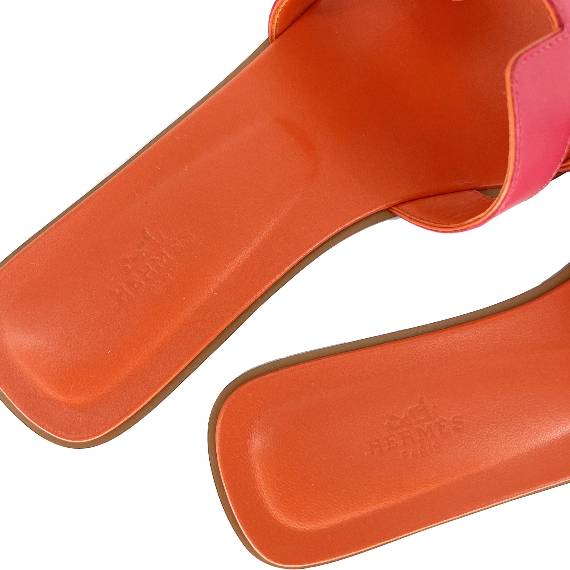 Hermes Oran Designer Slippers in Rose/Orange back logo