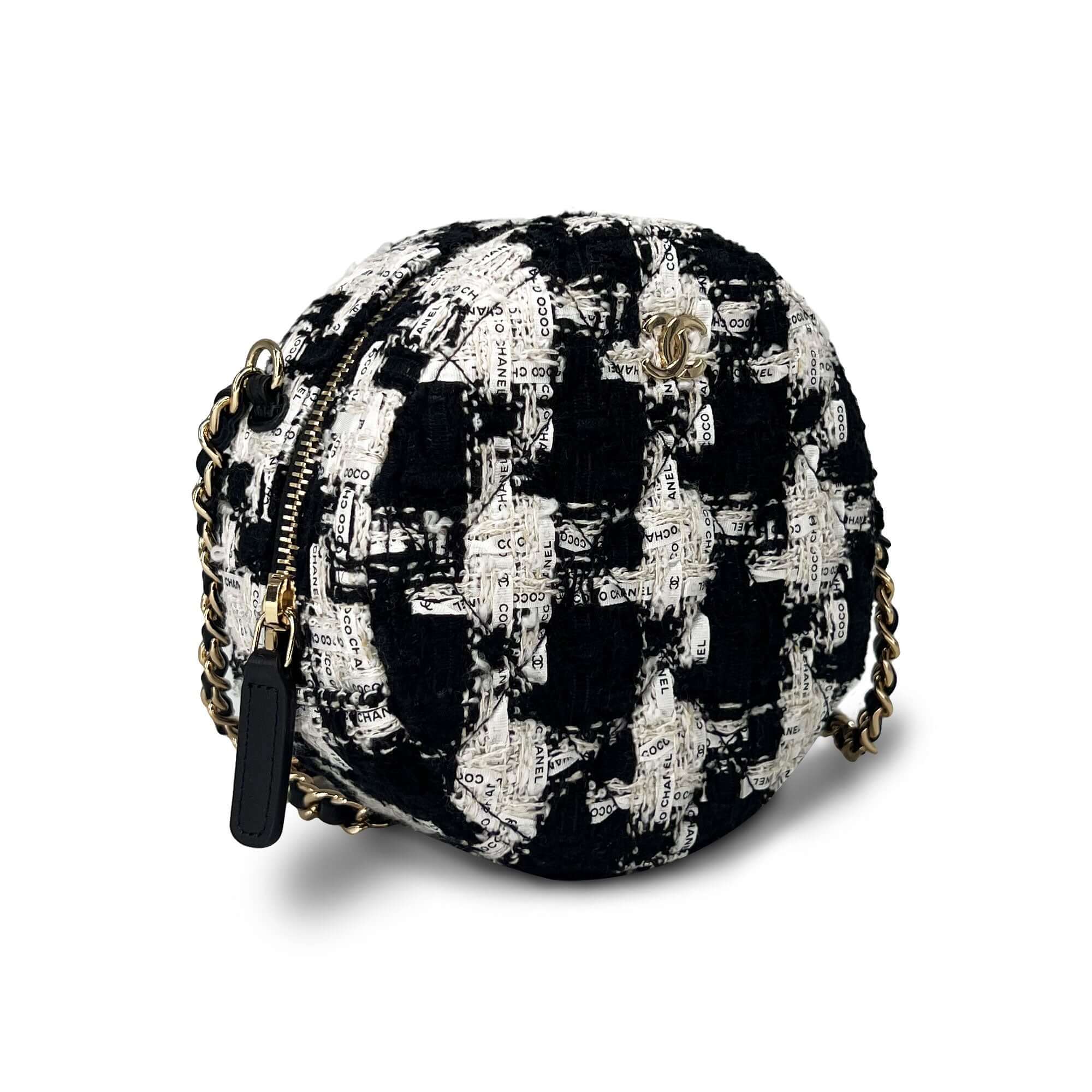 Chanel round as earth tweed crossbody bag
